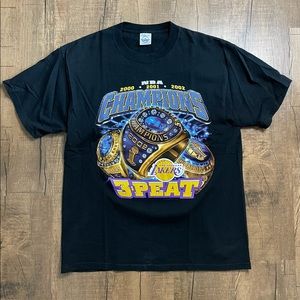 Vintage Lakers 3-peat NBA Finals Championship delta magnum weight t-shirt